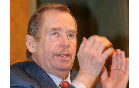 Václav Havel navštívil představení již podruhé a nešetřil potleskem.