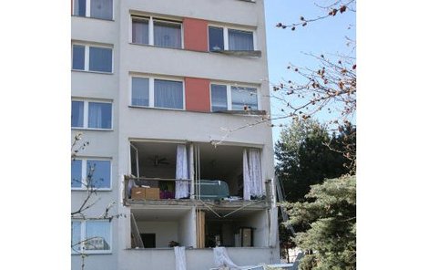 Včerejší výbuch v pražském bytě zřejmě způsobil domácí kutil.