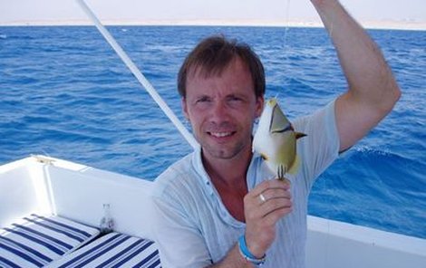 Zdeněk Style Hrubý měl v Egyptě jako rybář smůlu a chytil pouze pár miniaturních rybiček, vhodných tak akorát do akvária.