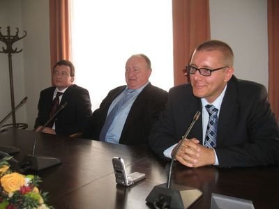 Zleva: David Rath (ČSSD), Vítězslav Jandák (ČSSD), Daniel Petruška (ODS)