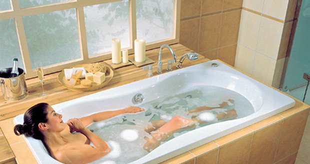 Slasti koupání aneb Dopřejte si valentýnský relax