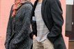 Zpěvák Dan Bárta a jeho dlouholetá přítelkyně Kateřina Procházková vyrazili na obhlídku výloh v centruPrahy.