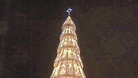 Vánoční strom v Lisabonu