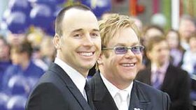 David a Elton: Už jsou svoji