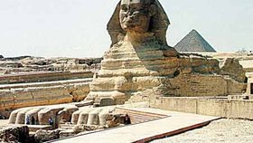 Pyramidy v egyptské Gíze
