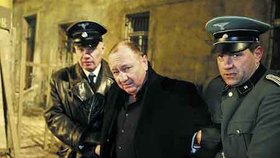Ministr Vítězslav Jandák
v zajetí gestapáků