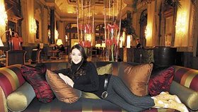 Ještě luxusnější prostředí čeká Ivu v benátském hotelu