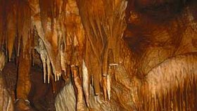 V Jasanovské jeskyni vám budou přecházet oči nad překrásnými přírodními útvary.