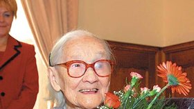 Marie Pozdíčková (103) je soběstačná a nešetří úsměvy