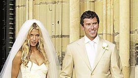 Romantická svatba se konala3. 7. 2004 v chrámu svatého Vítana Pražském hradě