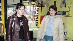 Michaela Pilařová (24) a Kateřina Luberdová (28) podepsaly petici za zlepšení péče
v mostecké porodnici. Obě odtamtud mají špatné zkušenosti.