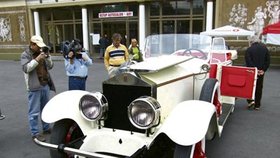 Phantom I Pall Mall - šestimístný Rolls-Royce z roku 1927 má motor o objemu 7,6 litru