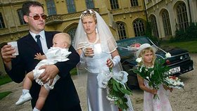 Na tatrovácké svatbě byl i malý synek novomanželů Matouš a sedmiletá družička Verunka