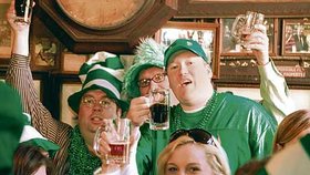 Není divu, že Irové tak milují pivo. Vždyť kdo by si za ty tisíce let nezvykl...