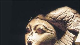 Hatšepsut byla nejvýznamnější ženskou vládkyní Egypta. Měla větší moc než jiné slavné dámy
egyptské historie - Kleopatra a Nefertiti.