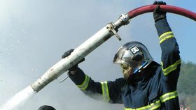 Ilustrační foto - hasiči při zásahu