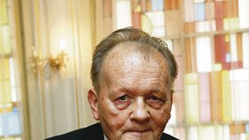 Národní cenu vlády si za celoživotní dílo odnesl Antonín Holý (72)