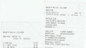 Kopie účtenky Donalda trumpa z Buffalo Clubu