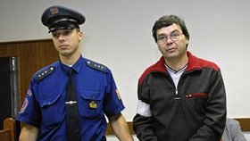 Vrchní soud v Olomouci přehodnotil rozsudek krajského soudu. Zdeněk Šmídek dostal 7,5 roku nepodmíněně