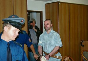 Filip Matoušek krátce před tím,
než soudce vynesl rozsudek
o výjimečném trestu