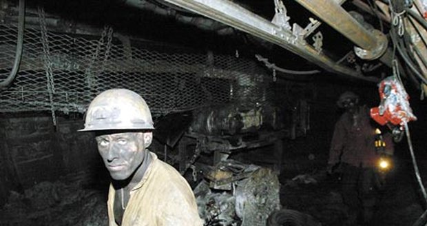 uhelný důl - ilustrační foto