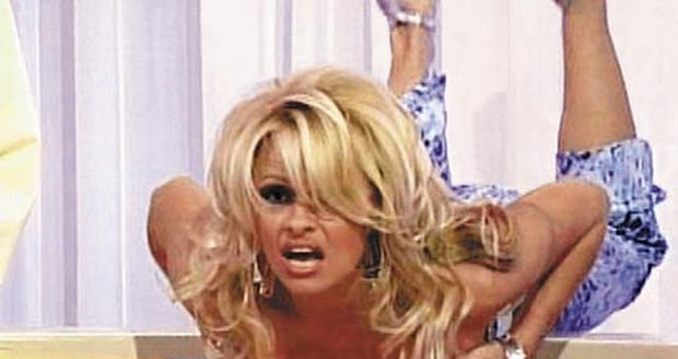 Pamela Andersonová a její bujné poprsí