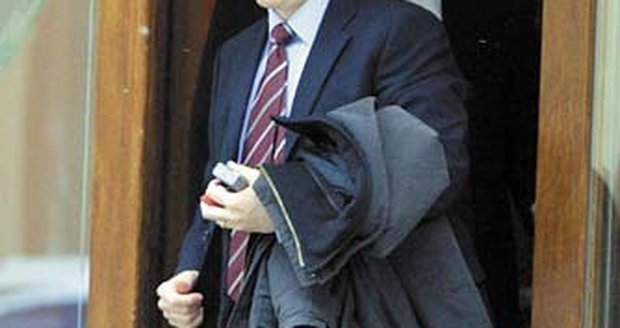Jaroslav Tvrdík a Stanislav Gross na utajené schůzce