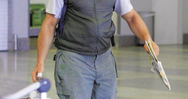 Ondřej Vetchý těsně před incidentem. V těchto okamžicích
zahlédl našeho fotografa při práci.