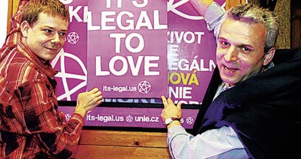 Pavel Němec a Karel Kühnl představili plakát Unie svobody