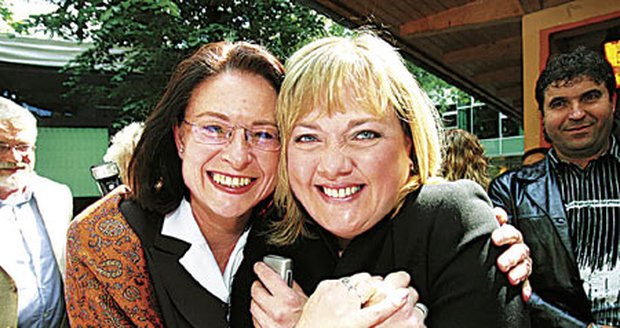 Miroslava Němcová s Kateřinou Dostálovou se radovaly