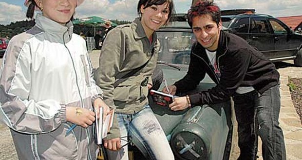 Vlasta Horváth rozdával na farmě autogramy na každém kroku