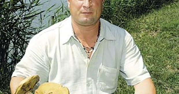 Šťastný nálezce zdravých kolosálních praváků Pavel Tóth