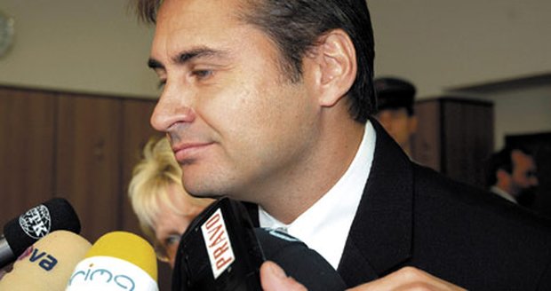 Obžaloba je nedůvodná, neodůvodnitelná, právně neudržitelná a nepřezkoumatelná, prohlásil u soudu Berka
