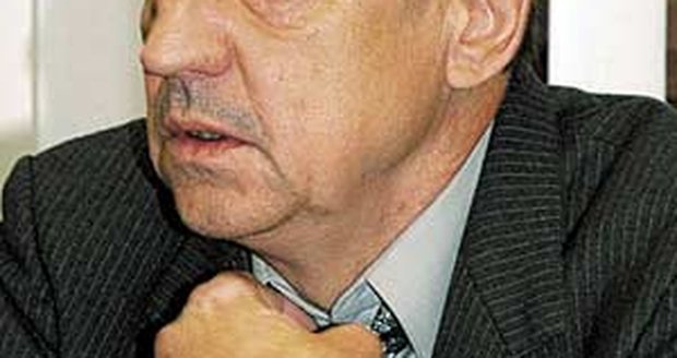 Elektrotechnik Karel Hanza popírá, že by usmrtil manželku elektrickým proudem