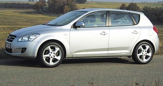 I Cee’d jako pětidveřový hatchback má sportovní linie