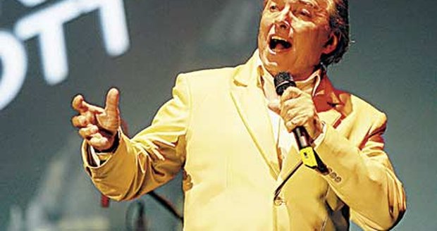 Fanoušci Karla Gotta si vyžádali ještě koncert v Ústí nad Labem