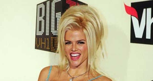 Anna Nicole Smith si chtěla pojistit Marshallovo jmění