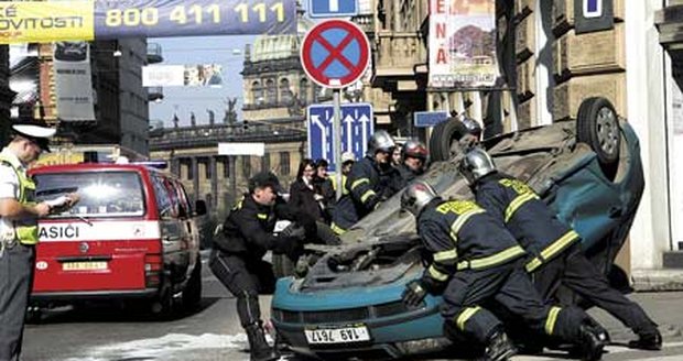 Fabia přistála na střeše