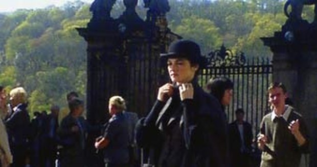 Jednu ze scén krásná Rachel Weisz natáčela u Pražského hradu