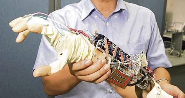 Robotická ruka budoucnosti