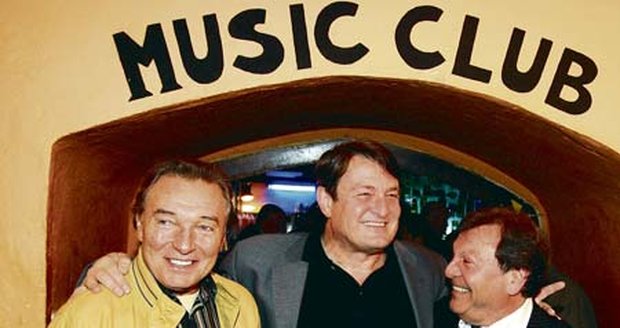 Muzikanští bardi v roce 67 slavili úspěchy s angažmá v Las Vegas