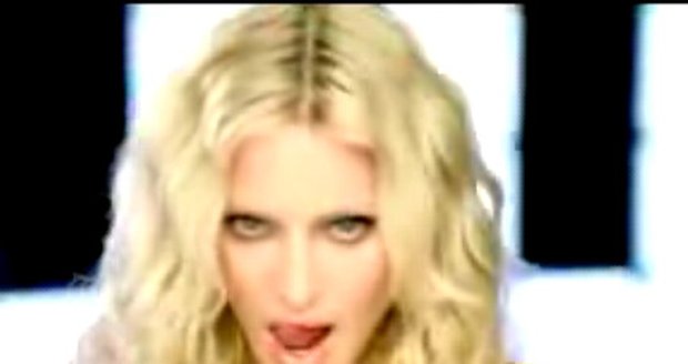 Madonna v klipu 4 minutes