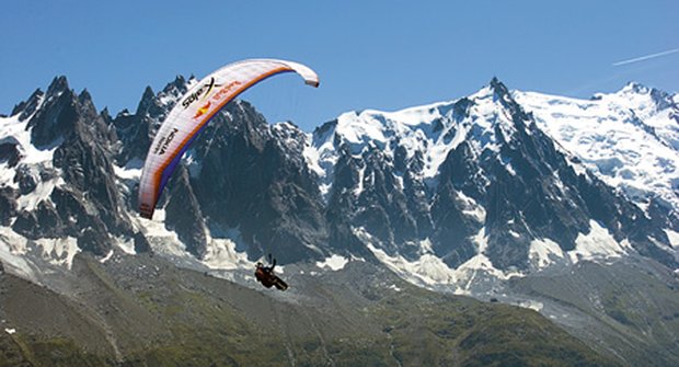 Paragliding - Mezi nebem a zemí