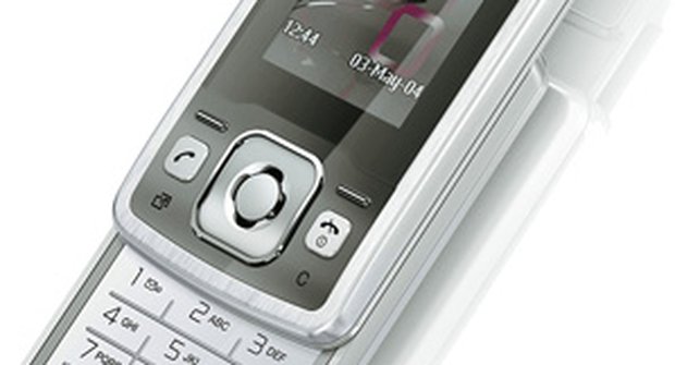 Levný, ale kvalitní: Sony Ericsson T303