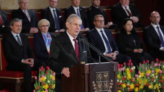 Inaugurační projev Miloše Zemana: Bakala, Kožený, DSSS, novináři. Nu, už by spatra mluvit neměl