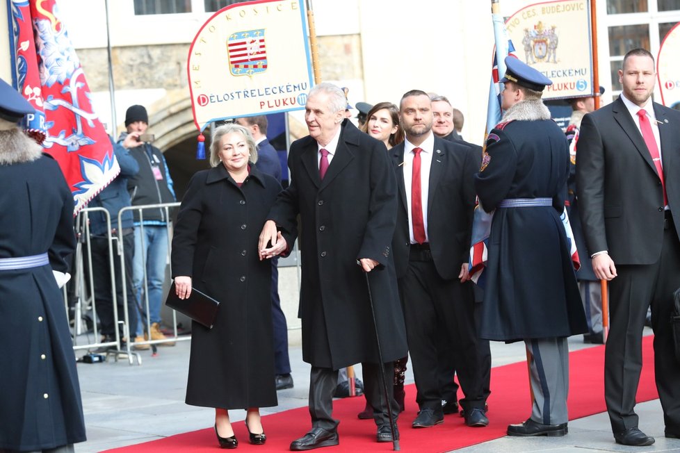 Prezident Miloš Zeman se odebírá po inauguraci do Svatovítského chrámu (8. 3. 2018).
