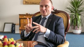 Na inauguraci Miloše Zemana je podle šéfa hradního protokolu Vladimíra Kruliše pozváno asi 700 hostů.