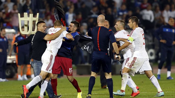Incident na zápase Srbsko-Albánie
