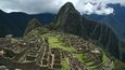 Machu Picchu jsou ruiny inckého města v peruánských Andách, které začali Inkové stavět zhruba v polovině 15. století. Předpokládá se, že jeho obyvatelé vymřeli na neštovice zhruba o sto let později, ještě před příchodem španělských kolonizátorů.