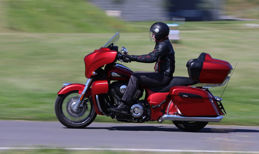 Indian Roadmaster Dark Horse